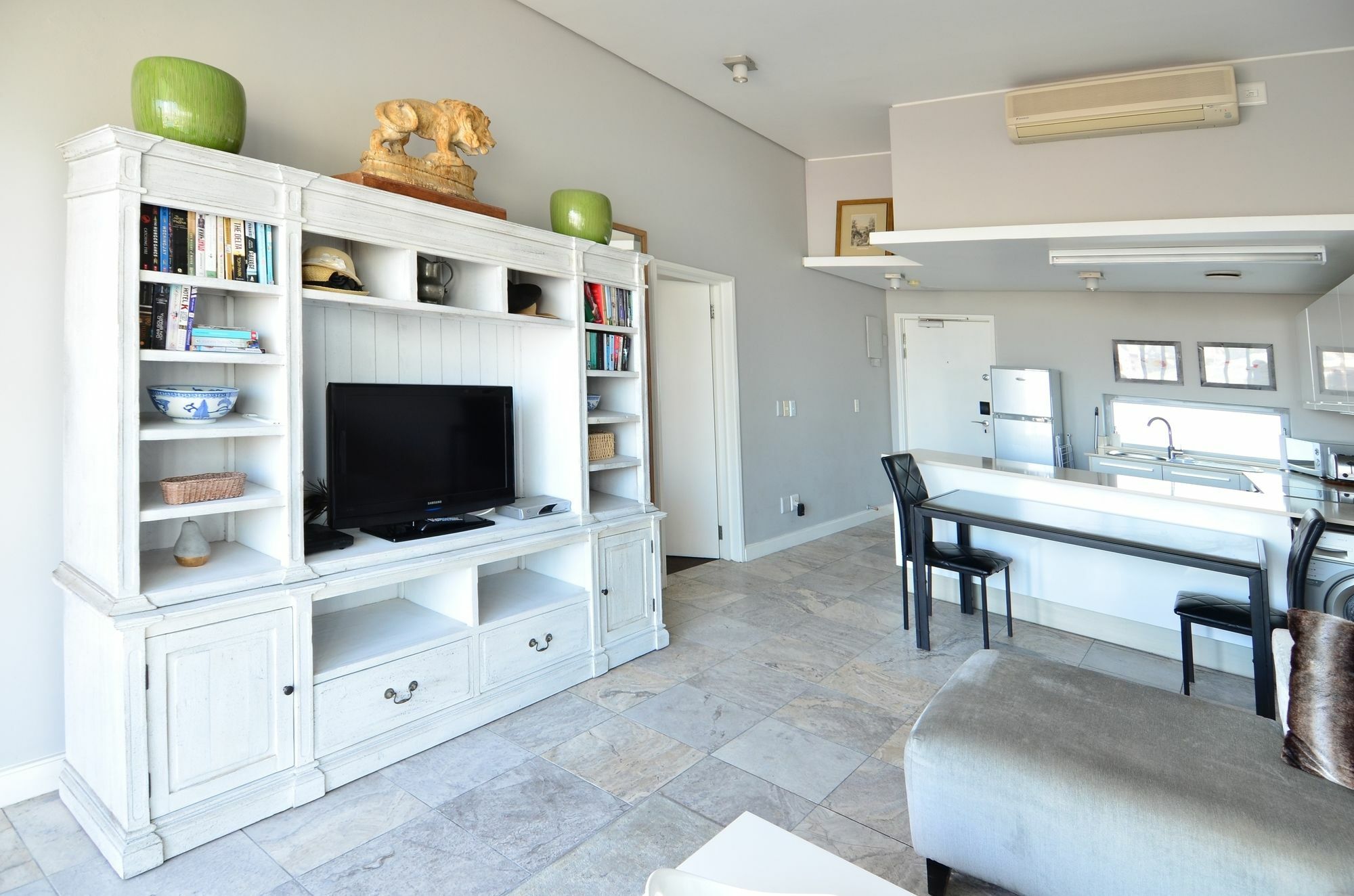 410 Harbour Bridge *
