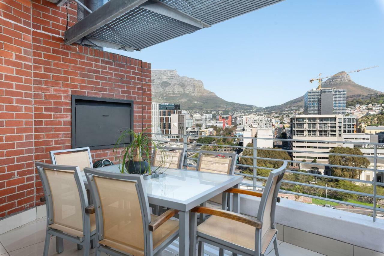 Metropolis Luxury Apartment Cape Town