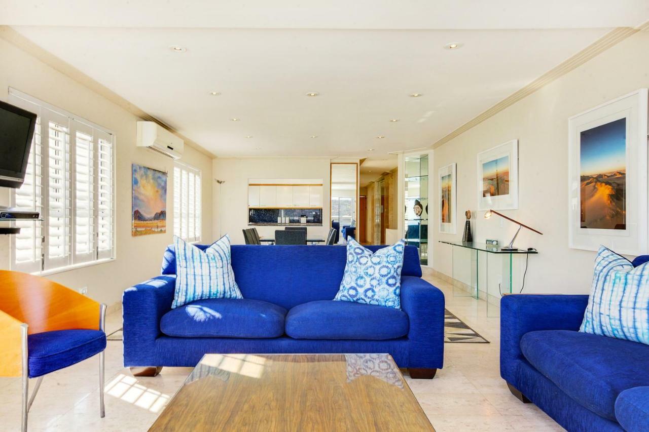 Apartment Luxury Townhouse With Ocean And Mountain Views Cape Town