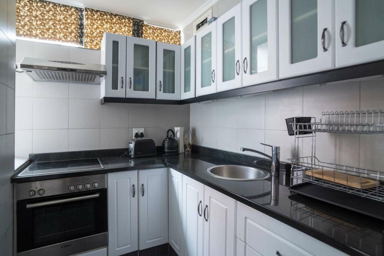 Apartment St Martini 40g Cape Town