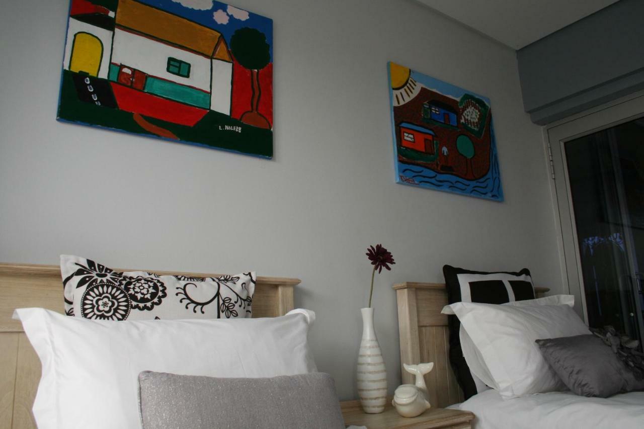 Apartment Wild Artz