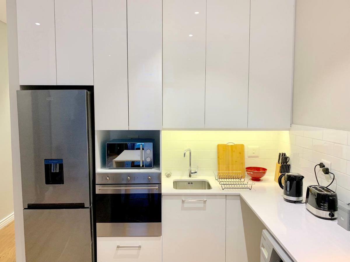 The Docklands Luxury Apartment *