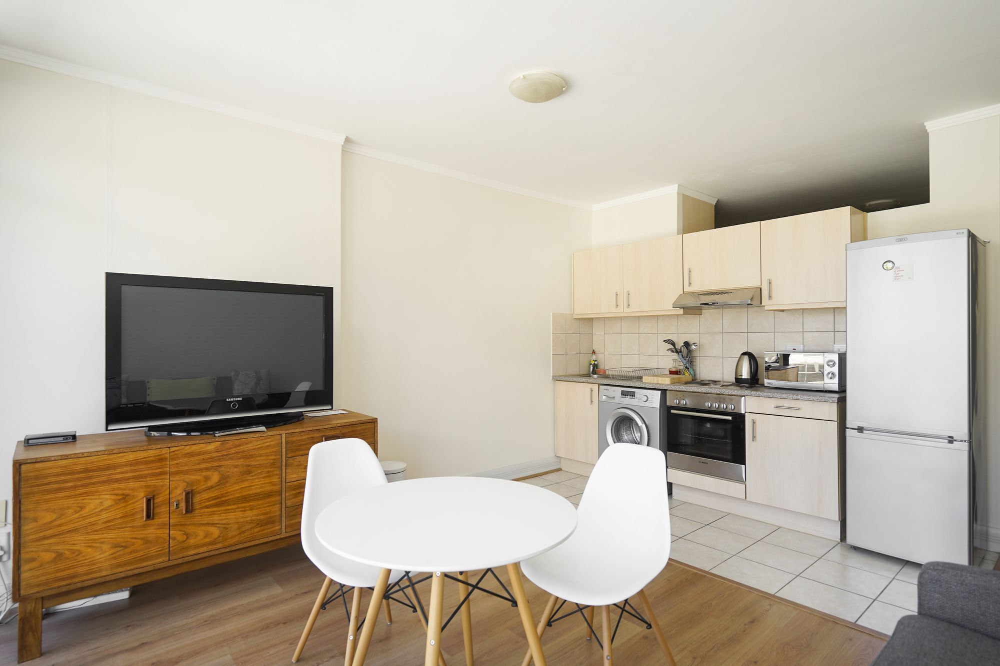 Four Seasons 1 Apartment Cape Town