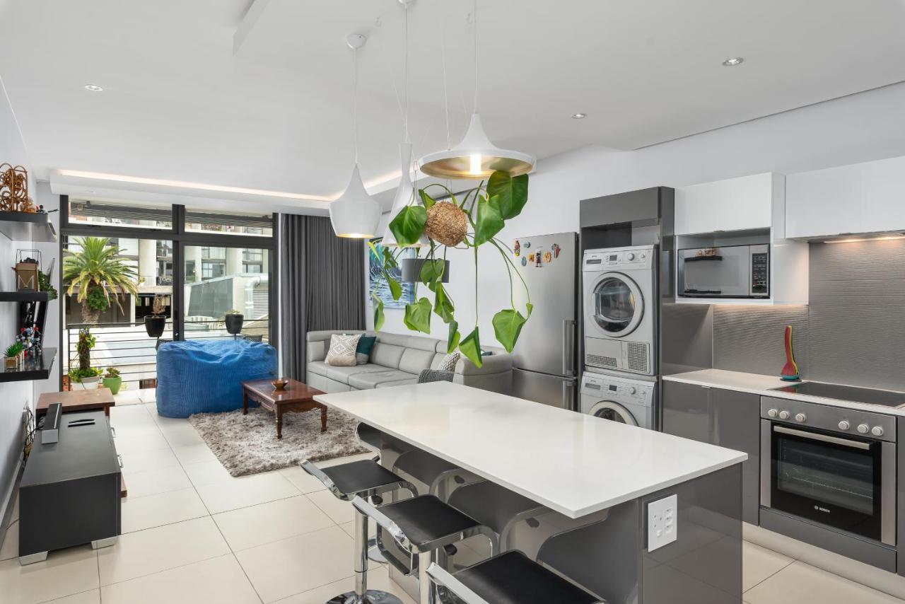 Chelsea Apartment *