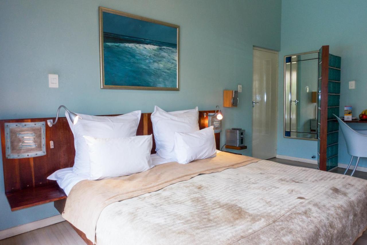 Rosedene - 24h Solar With Pool And Garden Guest house 4*