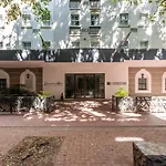 Trendy Apartment In Thibault Square City Centre