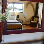 Afro-Chic Guest House