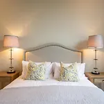 The Docklands Luxury Apartments