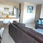 Kiteview - Spacious 2 Bedroom With Iconic Views