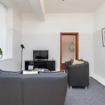 G9 Victoria Court