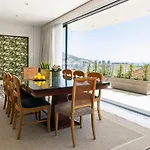 Cambridge Suites -#1 Spectacular Balcony