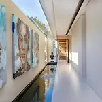 008 Villa