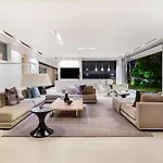 008 Villa