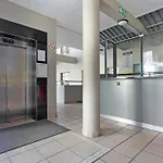 Yolande\'S Hideaway Waterfront Views + Terrace