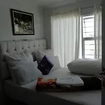 Inams Guest House