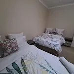 Zenith House Boston Self Catering Accomodation