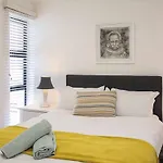 Luxury Beachfront W Swimming Pool- , 111 Azure On The Bay, Big Bay, Cape Town