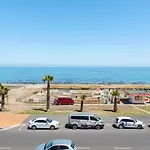 Dolphin Bay 6