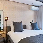 Opulent Living The Signature De Waterkant