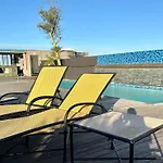 Cape Royale Luxury Apartment In Green Point Cape Town South Africa