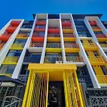 Secure Elegant Apartment Near Sea Point