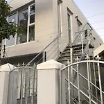 Balmoral Apartment