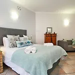 Blue Waters Studio 12 In Sea Point