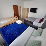 Haresca Luxury Accommodation Parow