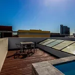 Luxury 2 Bedroom With Roof Deck And Pool