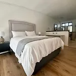 Meerendahl Luxury Apartments At Tyger Lake