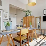 Studio On Hope By Hostagents