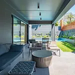 Luxurious Family Home In Newlands With Pool