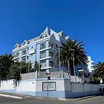 The Bantry Aparthotel By Totalstay