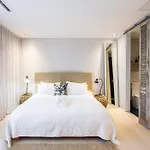 Luxury Camps Bay Penthouse With Spectacular Views
