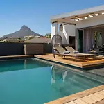 Element House - Contemporary And Upmarket Villa