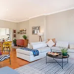 Lovely Home In Trendy Bo-Kaap!