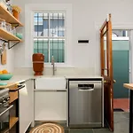 Trendy Heritage Home In Woodstock