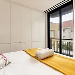 204 Marvol - Sea Point 1 Bedroom Apartment - Private Balcony