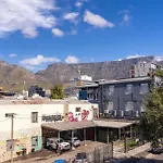 The Rose403: City Centre Apartment In Dewaterkant