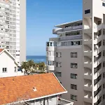 Flamingo 208: Modern Apt With Balcony