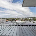 Charming 3-Bed Home In Claremont