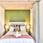 Natural Light, Penthouse Luxury, 24Hr Security