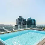 Stylish Apartment - Iconic Views