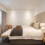 Vineyard Hotel