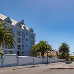 The Bantry Aparthotel By Totalstay