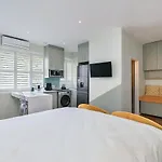 Urban Cozy Studio