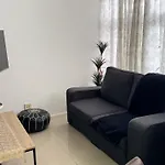1 Bedroom Flat 100M Away From The Beach With Wifi