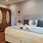 De Waterkant Lodge