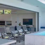 Villa Infinity