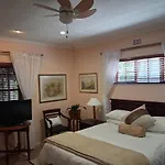 Marinda\'S B&B